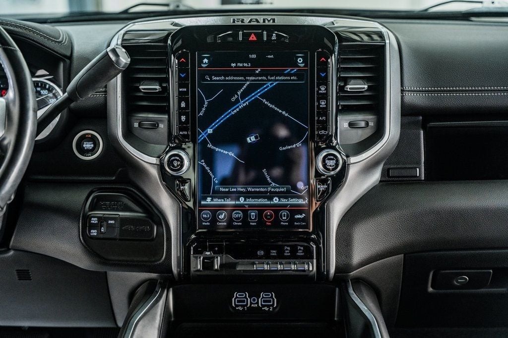 2021-ram-2500-laramie-night-edition (24)