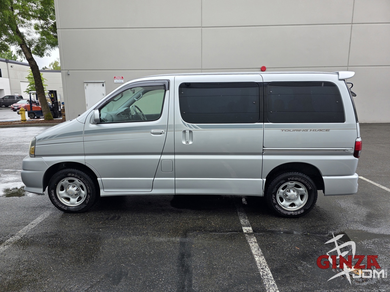 2000-toyota-hiace-touring-4wd-Fs2JWE9I