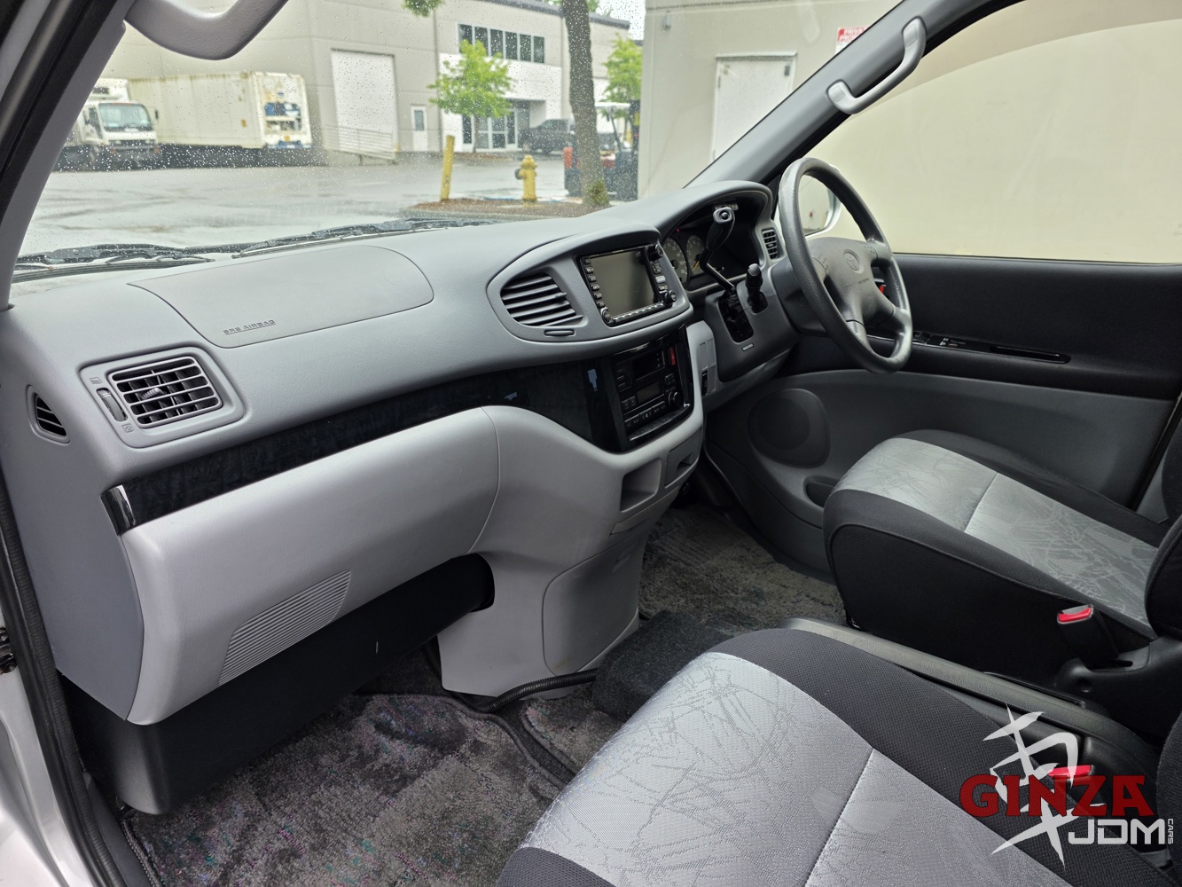 2000-toyota-hiace-touring-4wd-QukHsth9