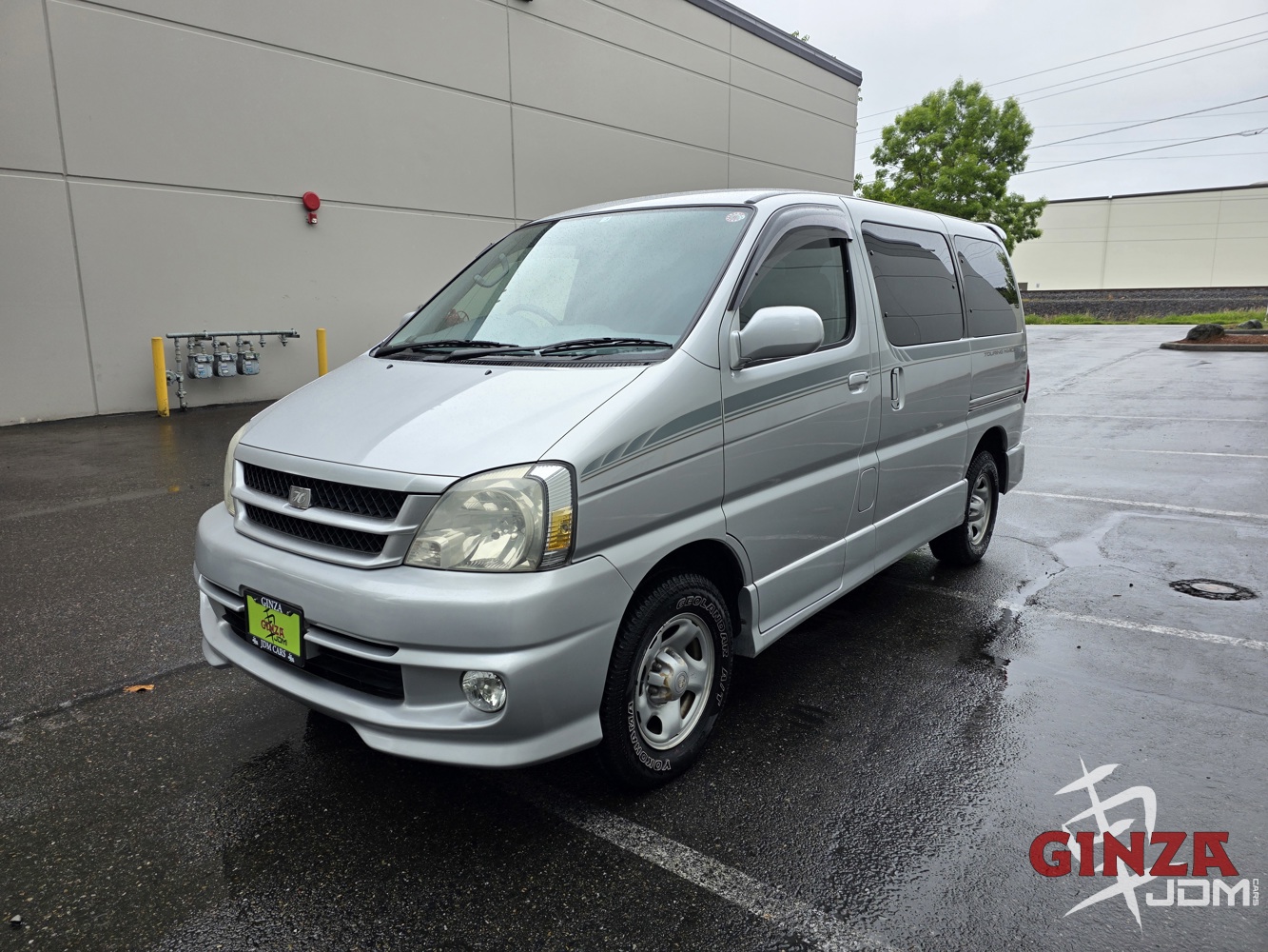 2000-toyota-hiace-touring-4wd-fEaaTXGj
