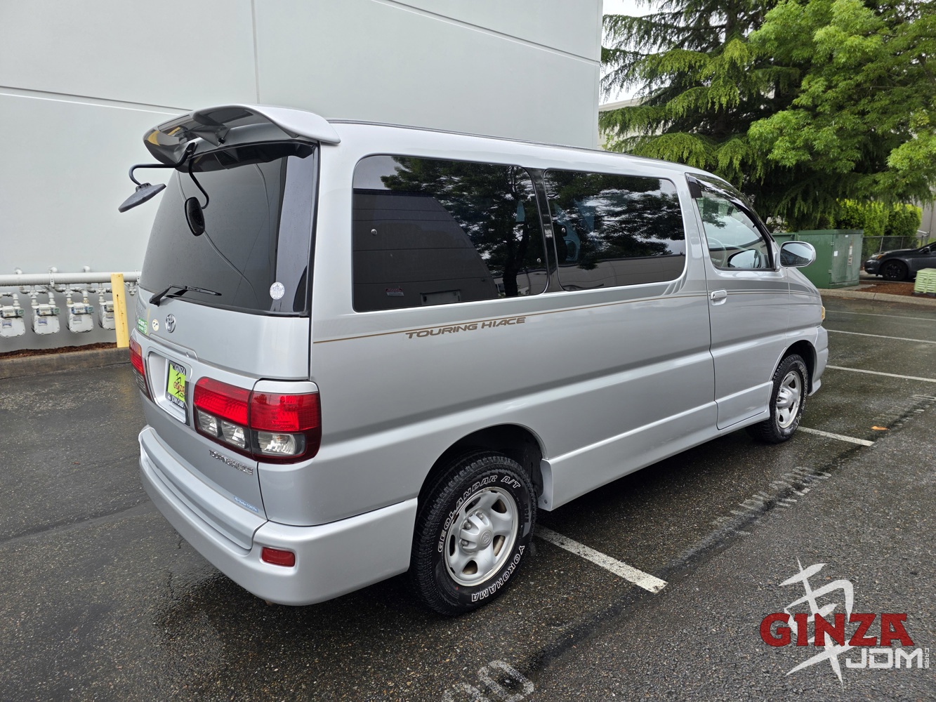 2000-toyota-hiace-touring-4wd-uTwwMd2q