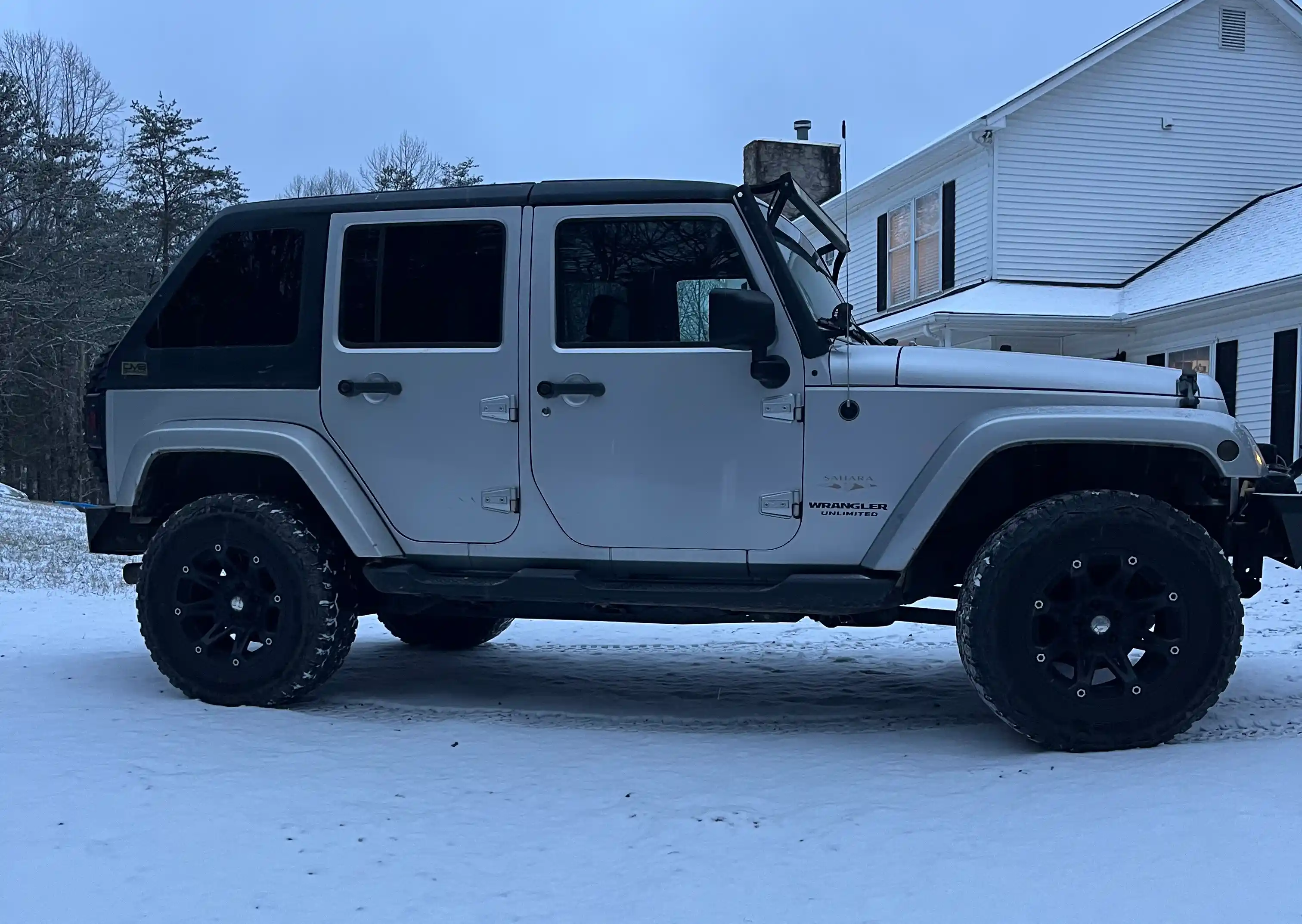 2008-jeep-wrangler-unlimited-sahara-for-sale-11