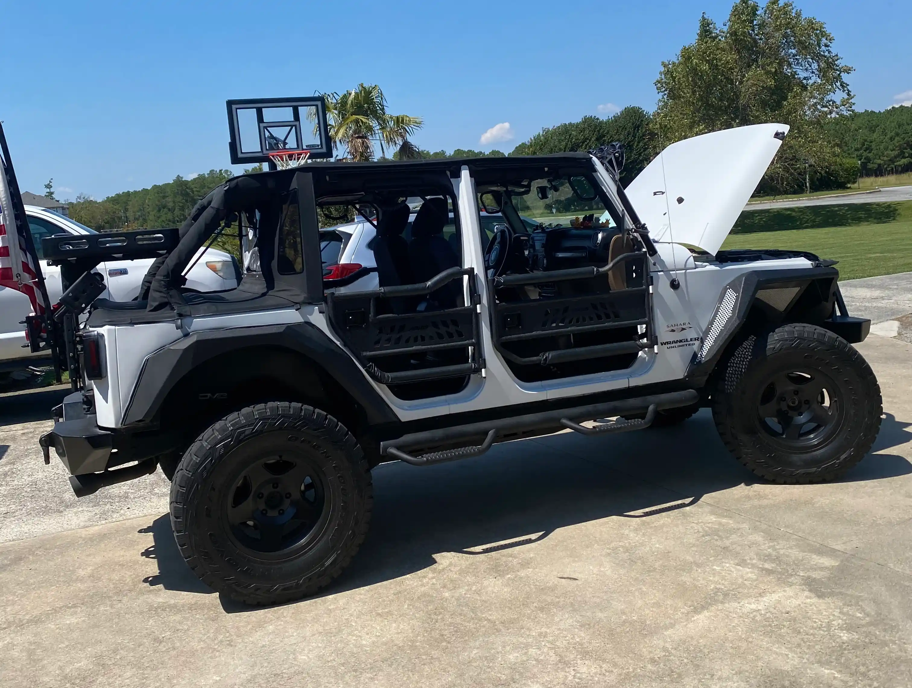 2016-Jeep-Wrangler-Sahara-for-sale-02