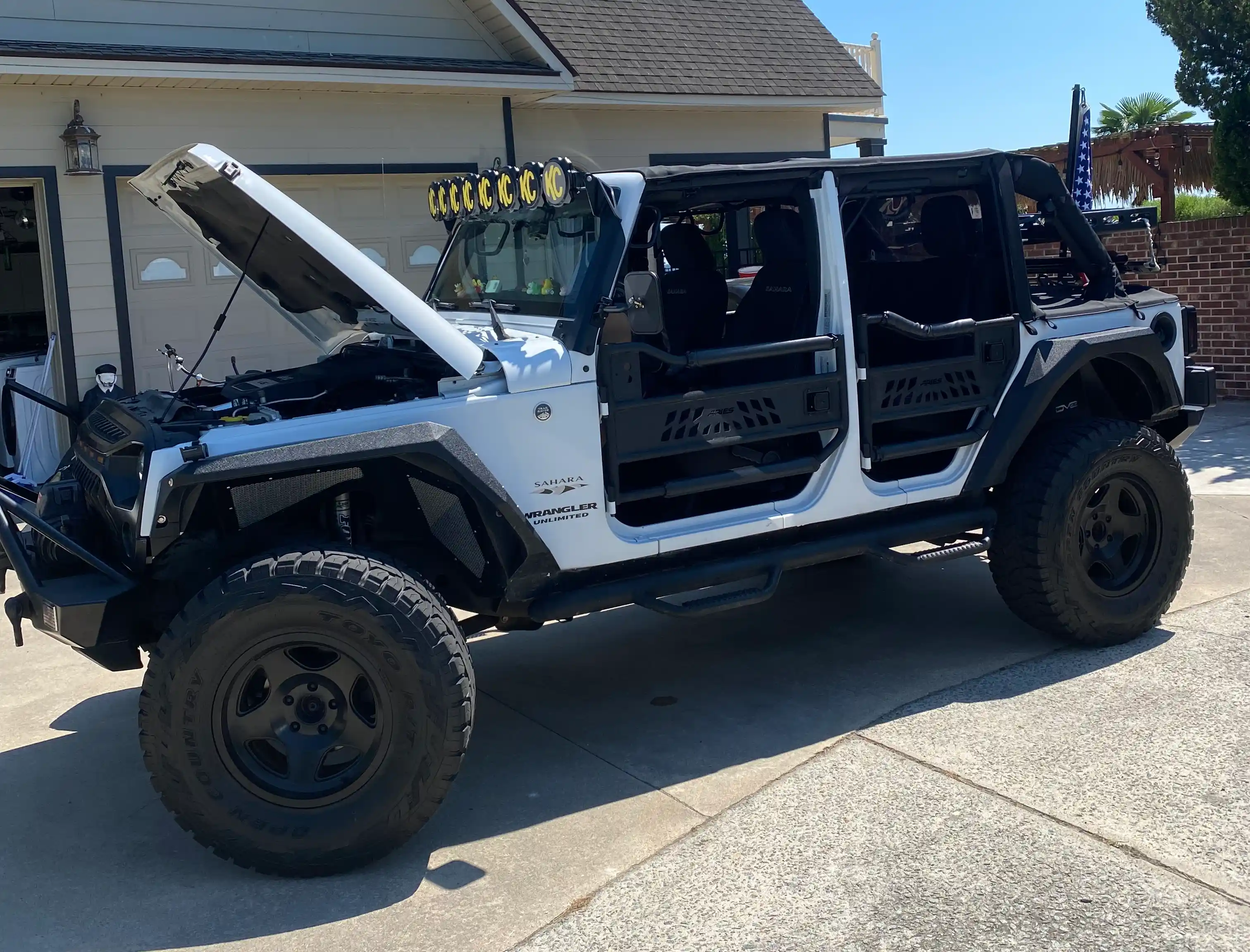 2016-Jeep-Wrangler-Sahara-for-sale-04