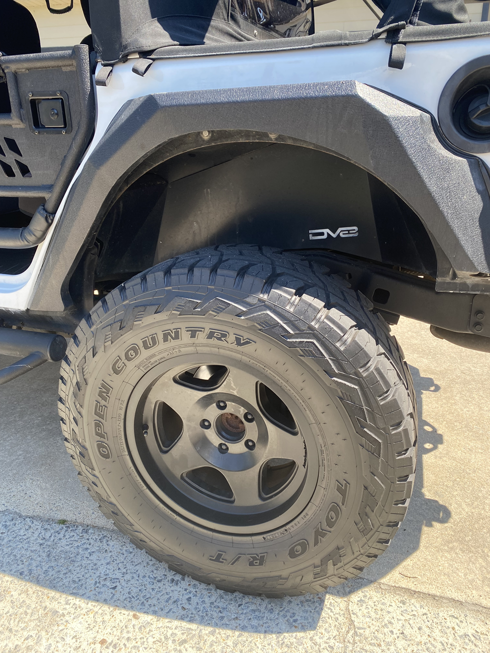 2016-Jeep-Wrangler-Sahara-for-sale-08