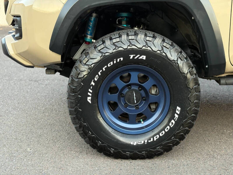 2016-toyota-tacoma-trd-off-road-4x4-4dr-double-cab-5-0-ft-sb-6a (10)