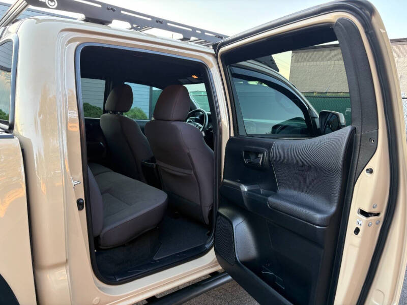 2016-toyota-tacoma-trd-off-road-4x4-4dr-double-cab-5-0-ft-sb-6a (16)