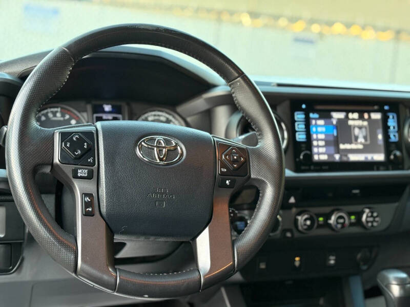 2016-toyota-tacoma-trd-off-road-4x4-4dr-double-cab-5-0-ft-sb-6a (23)