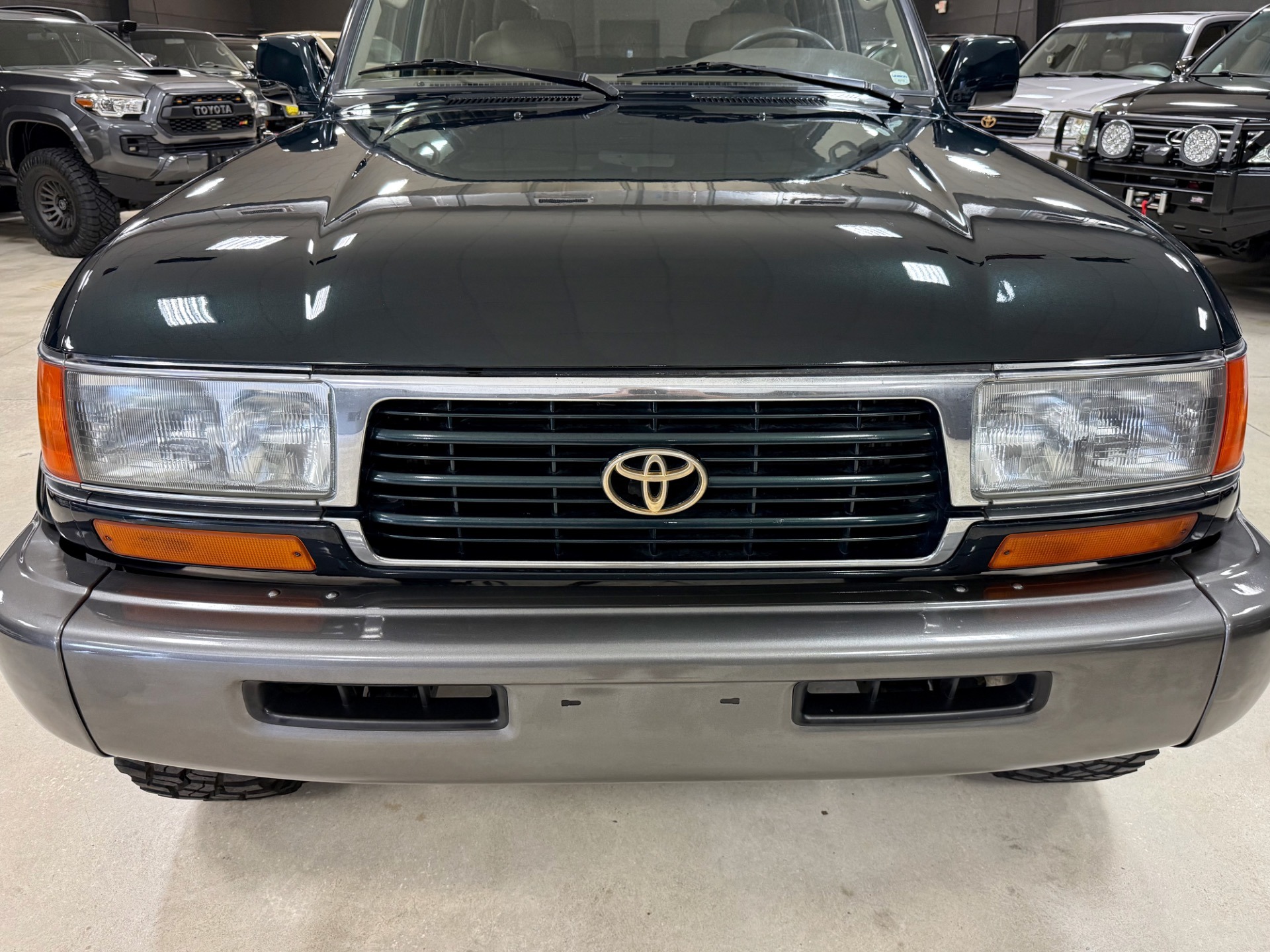 1997-toyota-land-cruiser-40th-anniversary (16)