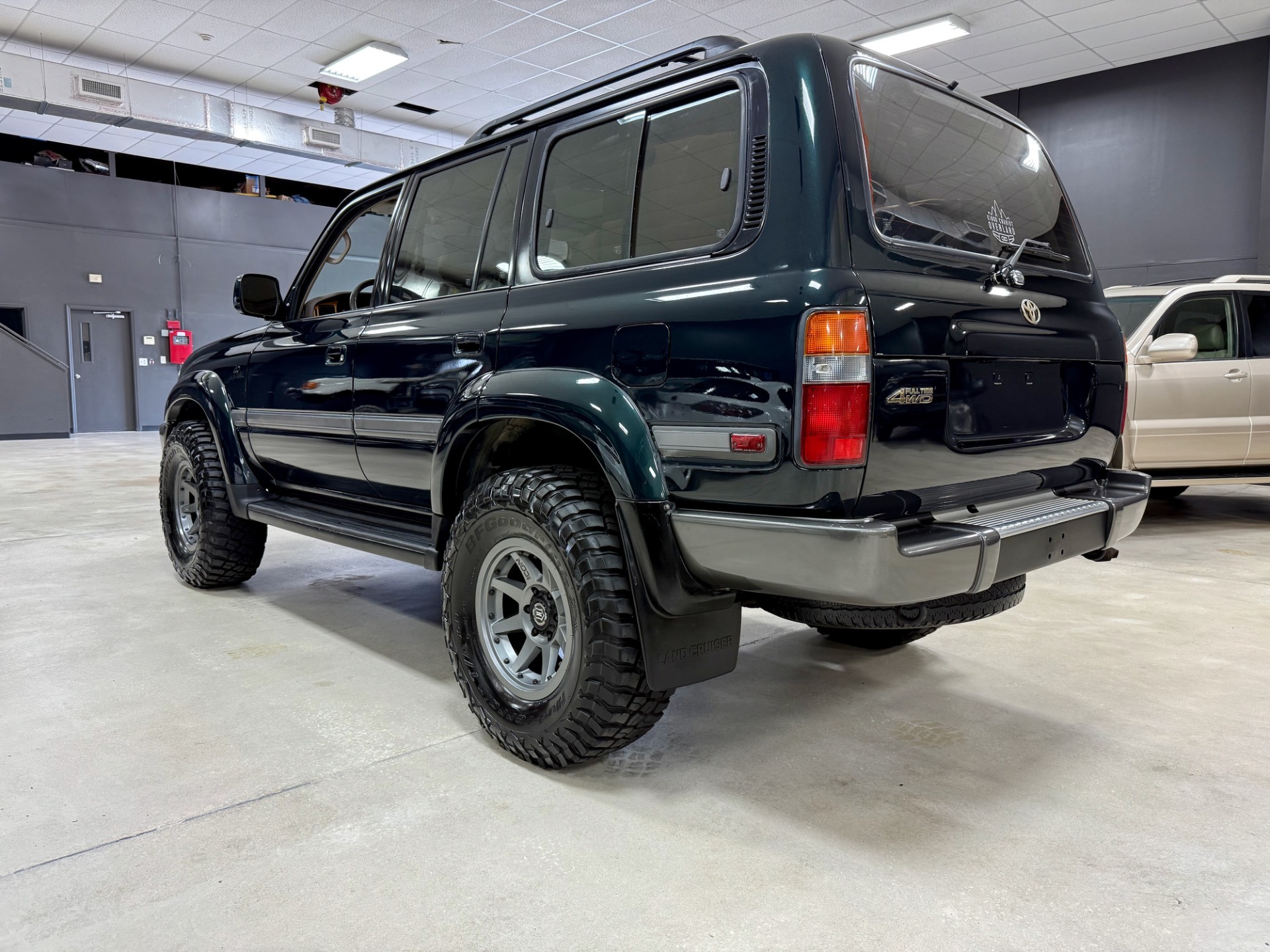 1997-toyota-land-cruiser-40th-anniversary (23)