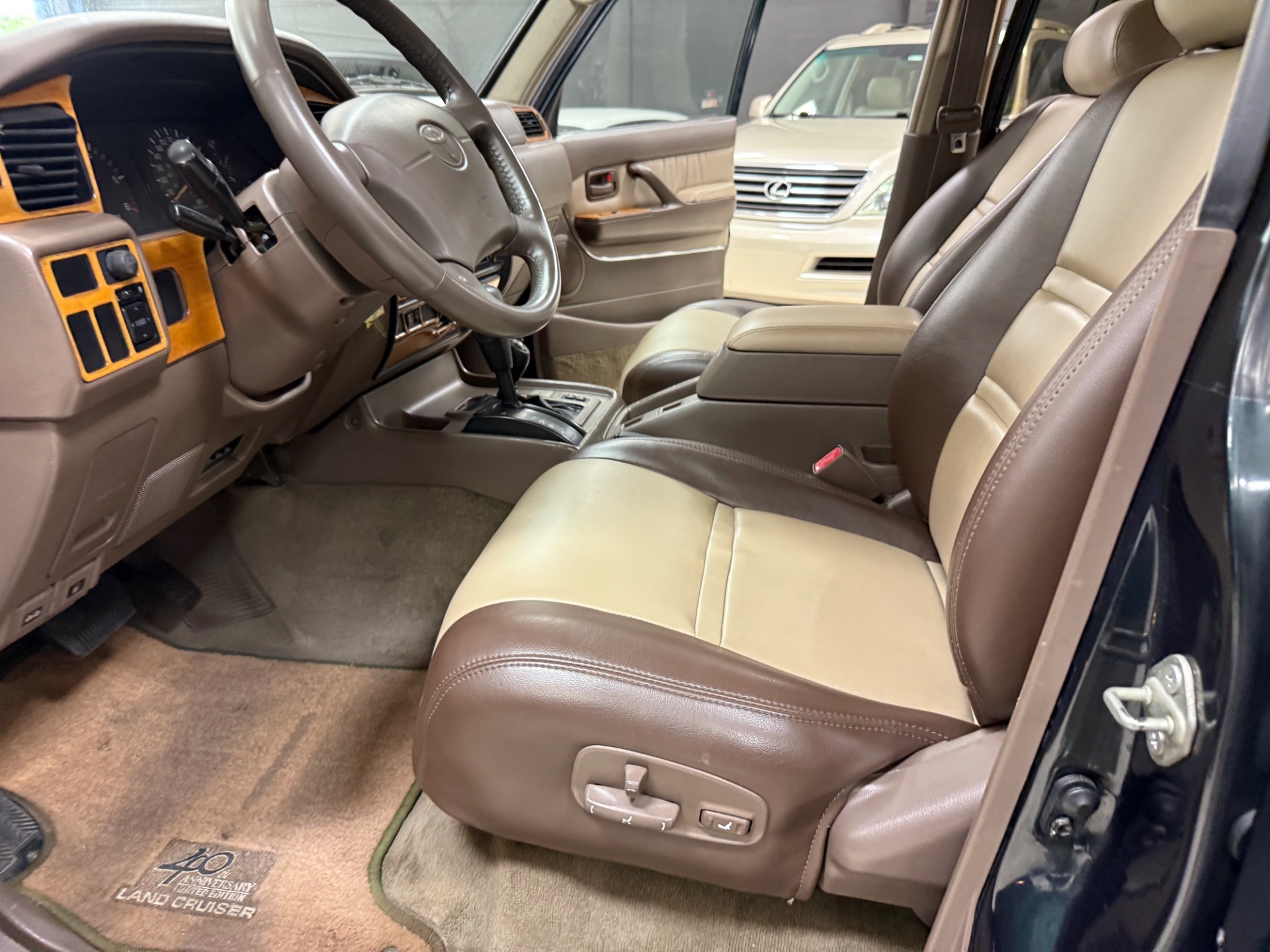 1997-toyota-land-cruiser-40th-anniversary (4)